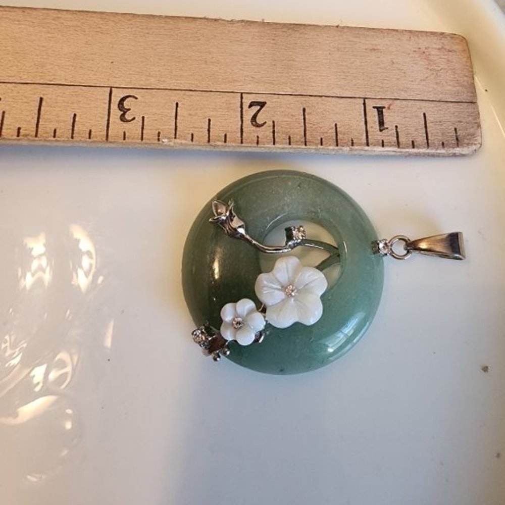 QUARTZITE AND OPAL PENDANT WITH SILVER AND CRYSTAL AND FLORAL DETAIL